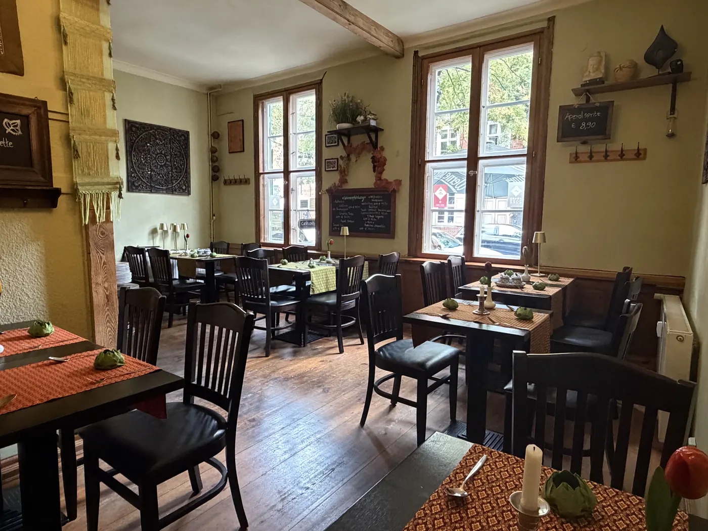 Gastraum des Thai Restaurant LemonGras in Potsdam